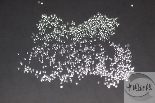 随县金属表面处理厂喷砂玻璃微珠清理